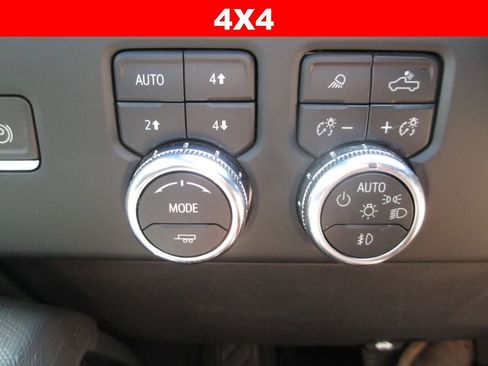 Used 2022 GMC Sierra 1500 AT4X AWD/4WD image 33