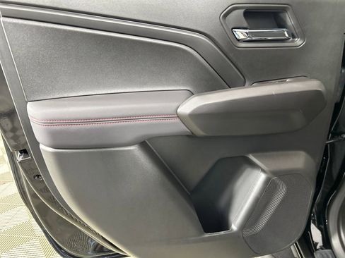 Used 2026 Chevrolet Colorado Z71 w/ Technology Package image 17