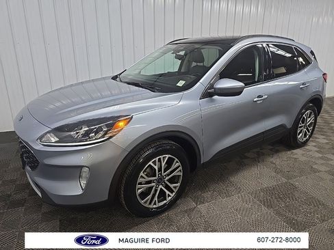 Used 2022 Ford Escape SEL w/ Technology Package image 8