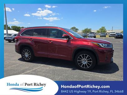 Used 2018 Toyota Highlander SE