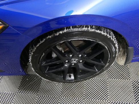 Used 2022 Honda Civic Sport image 9