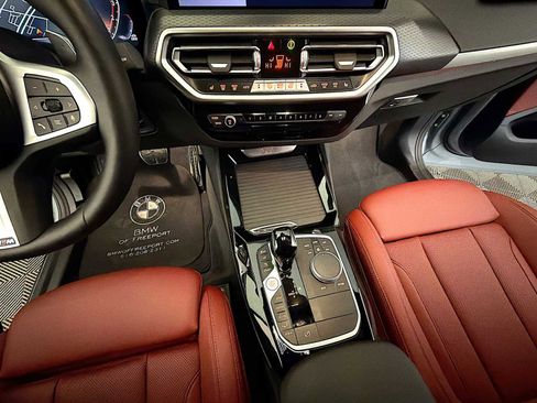 Certified 2024 BMW X3 xDrive30i w/ Premium Package image 18