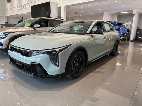 New 2026 Kia K4 GT-Line Turbo FWD image 3