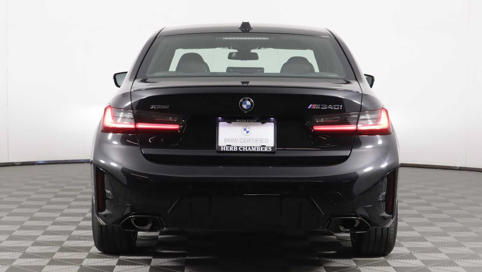 Used 2023 BMW M340i xDrive w/ Premium Package AWD/4WD image 5
