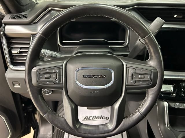 Used 2024 GMC Sierra 3500 Denali Ultimate AWD/4WD image 18