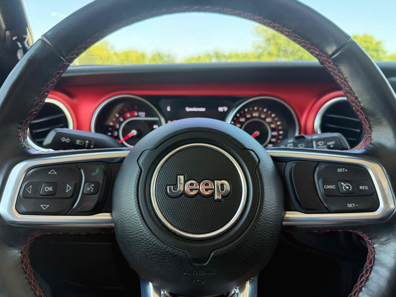 Used 2021 Jeep Wrangler Unlimited Rubicon AWD/4WD image 19