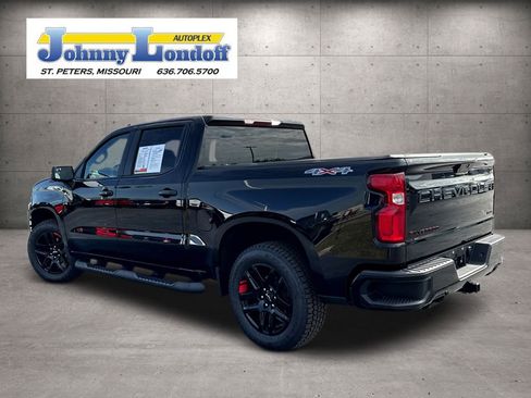Used 2022 Chevrolet Silverado 1500 RST w/ Redline Edition image 3