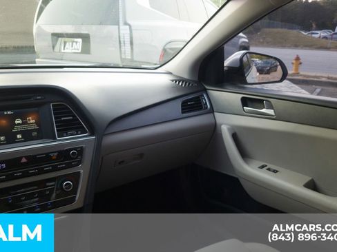 Used 2016 Hyundai Sonata SE FWD image 17