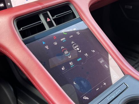 Used 2021 Porsche Taycan Turbo S image 28