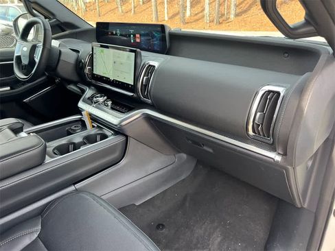 New 2025 Ford Expedition Max Platinum w/ Stealth Performance Package image 14