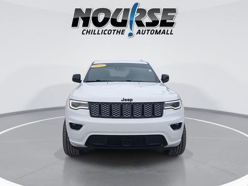 Used 2021 Jeep Grand Cherokee Laredo X image 3