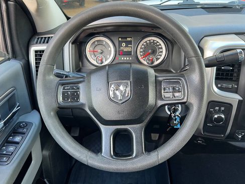 Used 2018 RAM 2500 SLT AWD/4WD image 10