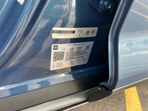 New 2026 Chevrolet Traverse LT w/ Driver Confidence Package image 25