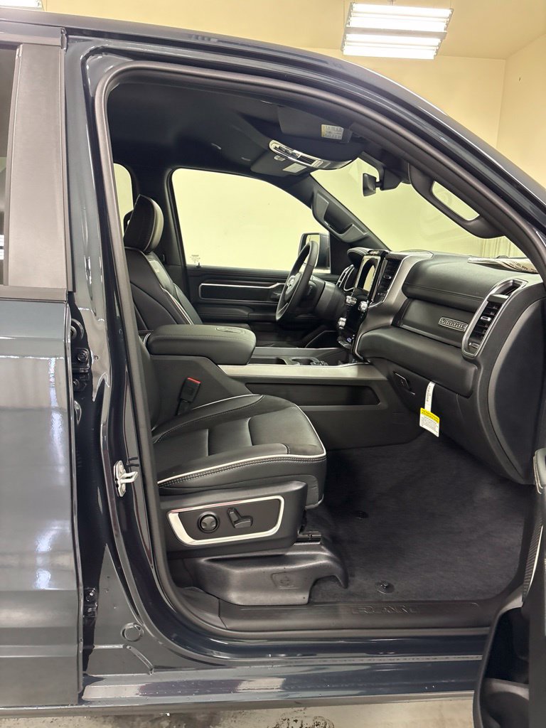 New 2027 RAM 1500 Laramie w/ Night Edition AWD/4WD image 24