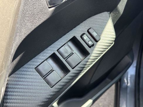 Used 2015 Toyota RAV4 XLE AWD/4WD image 14