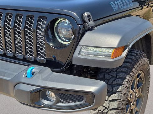 Used 2023 Jeep Wrangler Unlimited AWD/4WD image 9