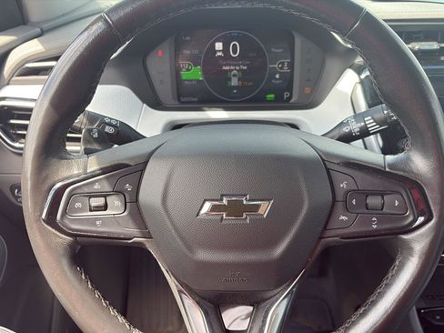 Used 2022 Chevrolet Bolt EUV Premier w/ Sun & Sound Package image 13