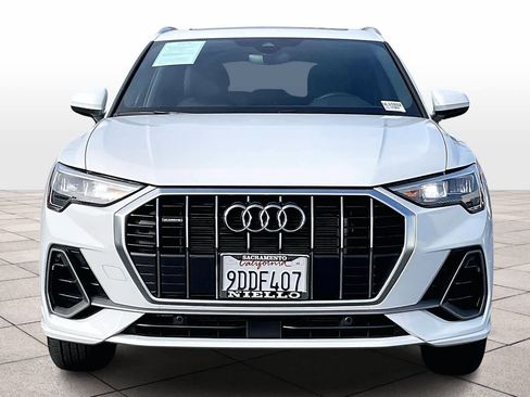 Used 2022 Audi Q3 2.0T Premium image 3