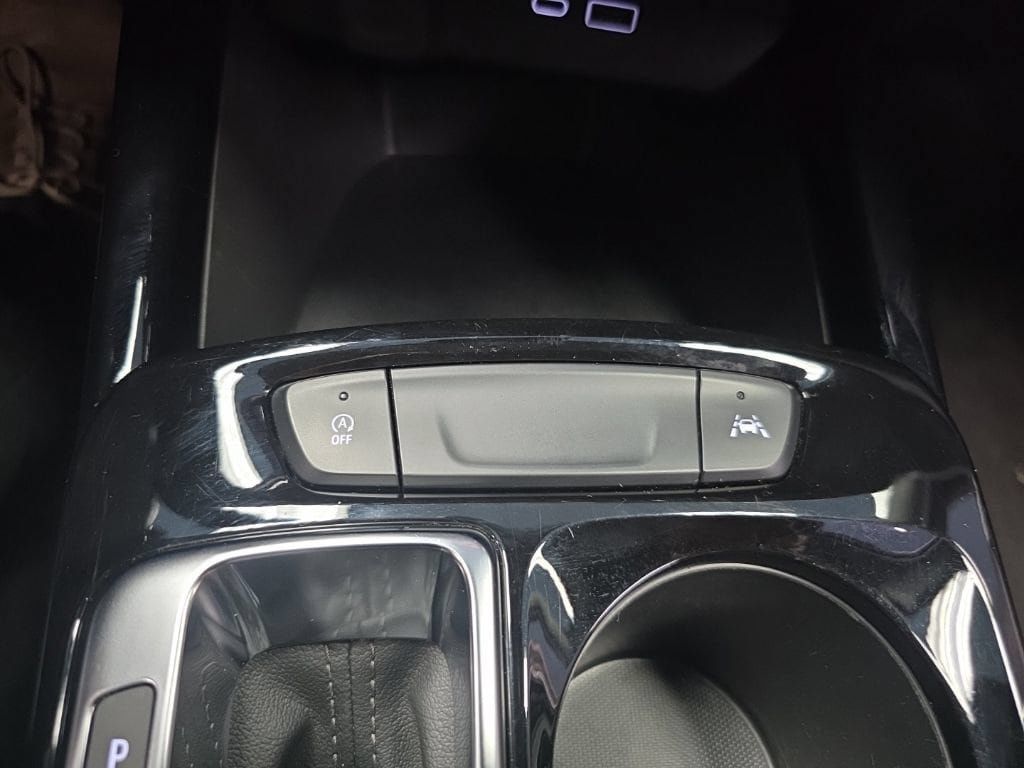 Certified 2024 Chevrolet Trax LT FWD image 21