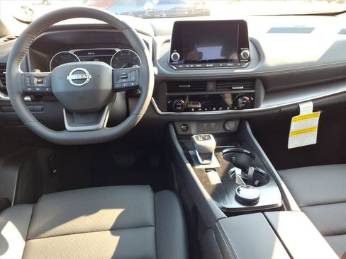 New 2026 Nissan Rogue SV w/ SV Premium Package image 9