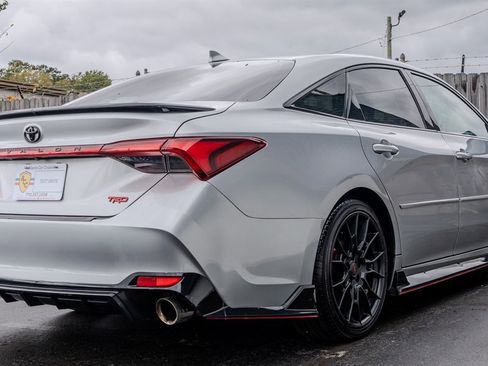 Used 2020 Toyota Avalon TRD image 5