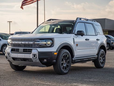 Used 2025 Ford Bronco Sport Badlands w/ Badlands Tech Package AWD/4WD image 3