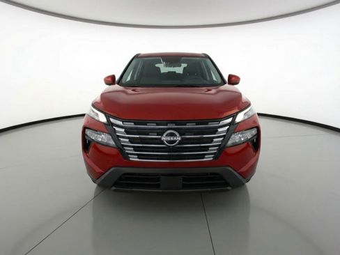 Used 2025 Nissan Rogue SV FWD image 2