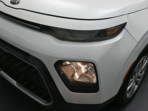 Used 2020 Kia Soul LX FWD image 14