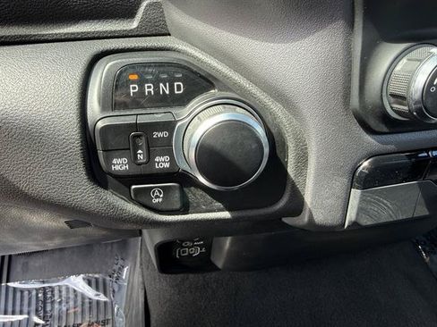 Used 2023 RAM 1500 Big Horn AWD/4WD image 25