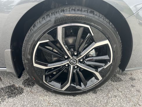 New 2026 Nissan Altima 2.5 SR AWD/4WD image 9