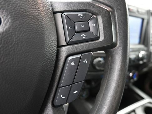 Used 2022 Ford F350 XLT w/ XLT Premium Package image 7