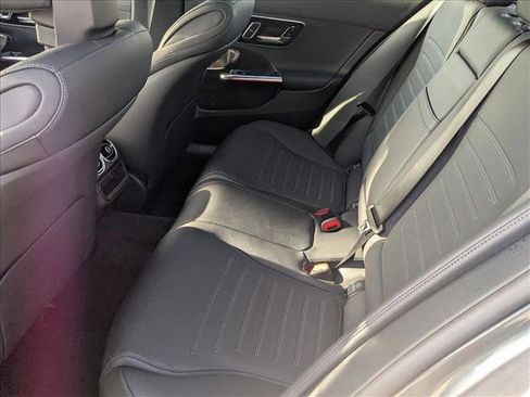 Used 2025 Mercedes-Benz C 300 4MATIC Sedan image 20
