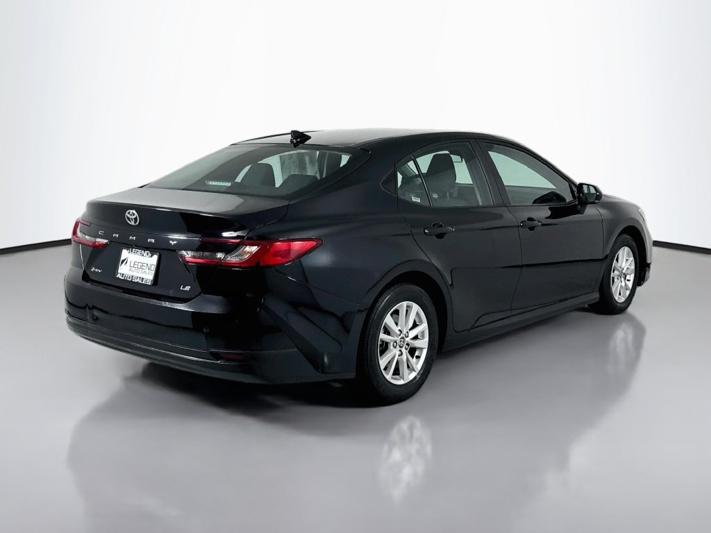Used 2025 Toyota Camry LE FWD image 6