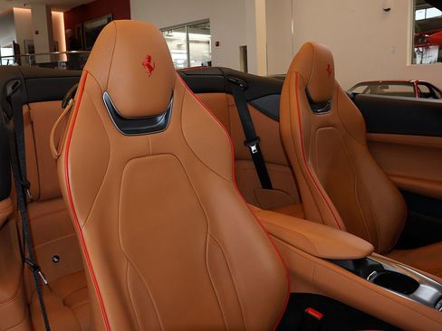 Certified 2022 Ferrari Portofino M RWD image 66
