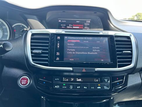Used 2017 Honda Accord EX image 25