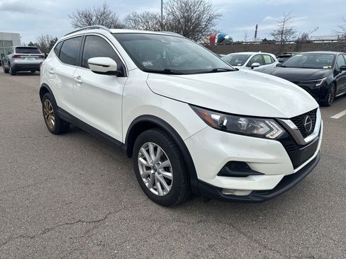 Used 2020 Nissan Rogue Sport SV w/ All-Weather Package image 9