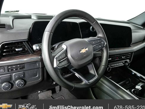 Certified 2025 Chevrolet Tahoe LT image 4
