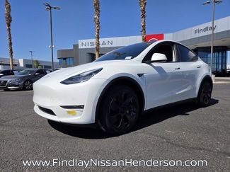 Used 2022 Tesla Model Y Long Range AWD/4WD video 2