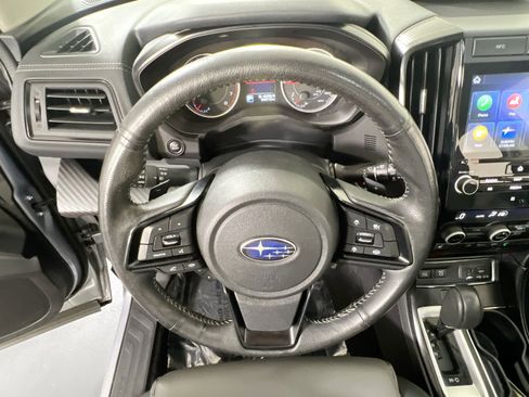 Used 2022 Subaru Ascent Onyx Edition image 11