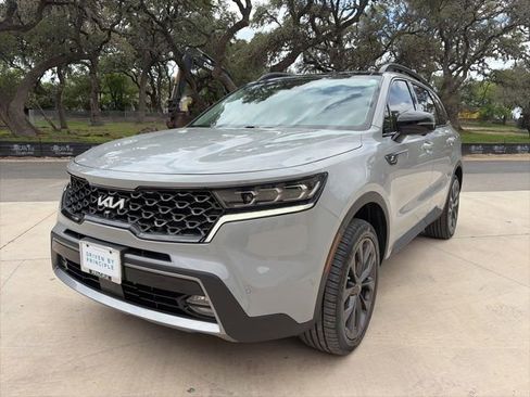Used 2023 Kia Sorento SX Prestige AWD/4WD image 2