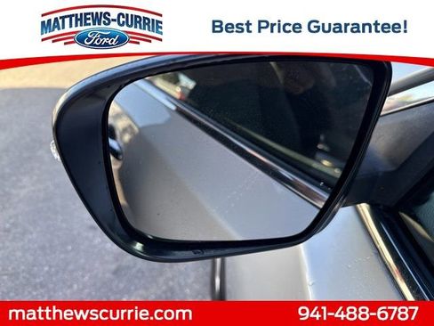 Used 2016 Nissan Rogue SV image 8