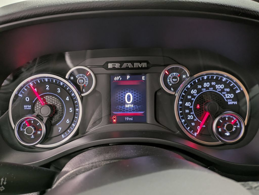 Used 2026 RAM 1500 Big Horn AWD/4WD image 16