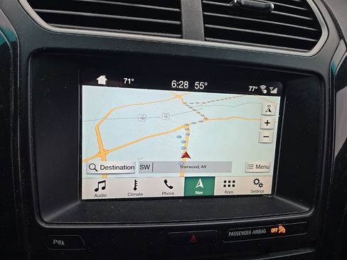 Used 2018 Ford Explorer XLT w/ Equipment Group 202A FWD image 9