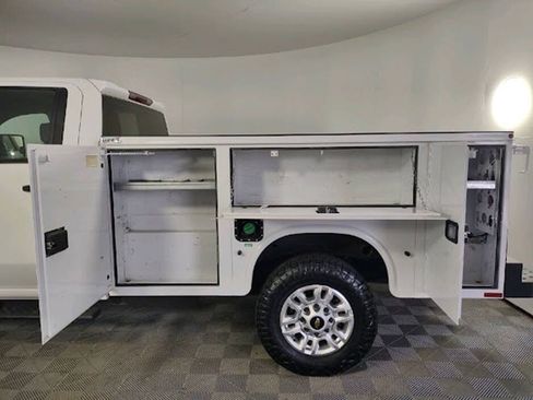 Used 2024 Chevrolet Silverado 2500 W/T w/ WT Fleet Convenience Package AWD/4WD image 18