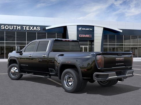 New 2026 GMC Sierra 3500 SLT image 3