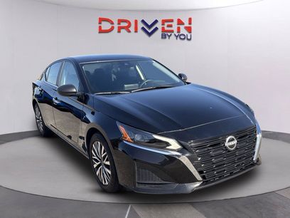 Used 2025 Nissan Altima 2.5 SV