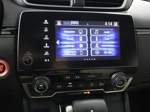 Used 2018 Honda CR-V Touring image 16