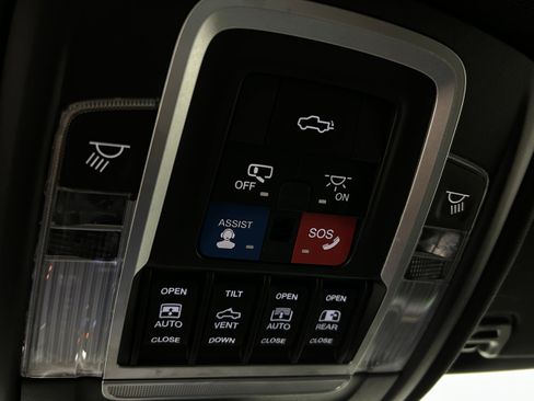 Used 2019 RAM 1500 Limited image 26