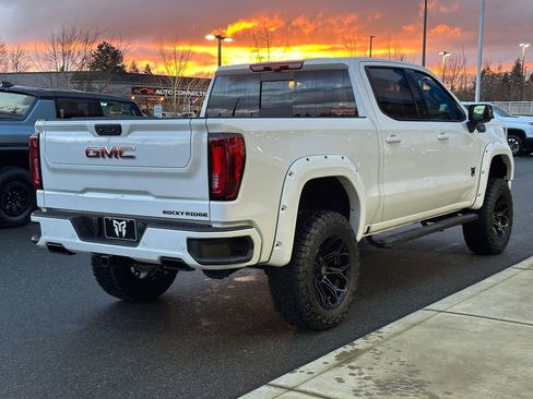New 2025 GMC Sierra 1500 AT4 AWD/4WD image 5