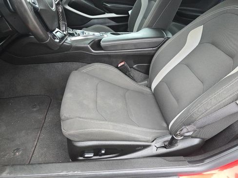 Used 2019 Chevrolet Camaro LT image 25